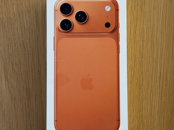 Apple iPhone 17 Pro Max Orange 256GB новый. Гарантия 07.2027