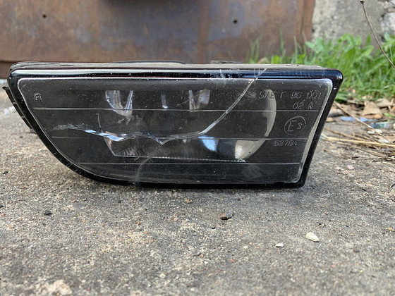 Vasak udutuli BMW e38-lt.