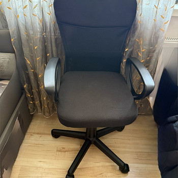 Müüa mugav töökäetool suurepärases seisukorras. Ideaaln