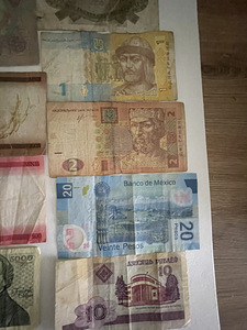 Банкноты (7 фото из 10)