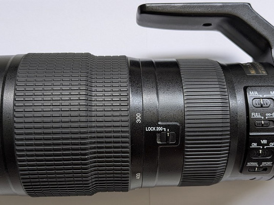 Nikon AF-S 200-500mm f/5.6E ED VR Nikkor