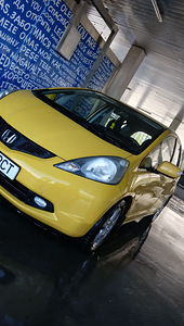 Honda Jazz 2010 1,3 (3 foto / 9)