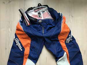 Krossipüksid Troy Lee (2 foto / 3)