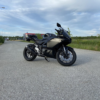 2025 Yamaha R3
