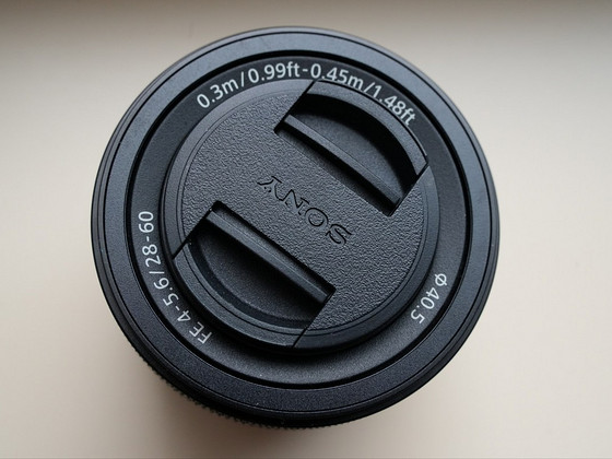 Sony E-Mount FE 28-60mm F4-5.6 objektiiv (SEL2860)