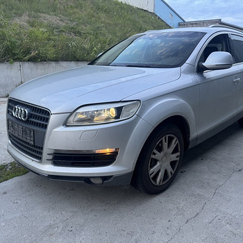 Audi q7 на запчасти