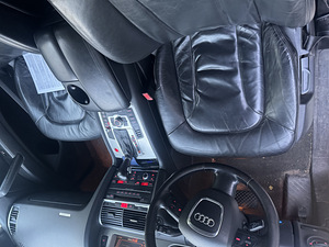 Audi q7 на запчасти (8 фото из 8)
