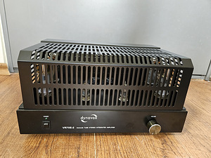 Стерео ламповый усилитель Dynavox VR-70E II (1 фото из 7)