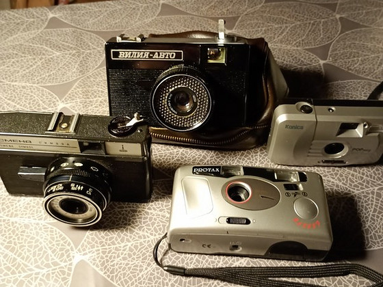 Советские фотоаппараты с плёночной лентой