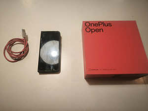 Oneplus Open 512GB (2 фото из 10)
