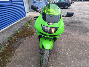 Kawasaki zx900B (2 фото из 5)