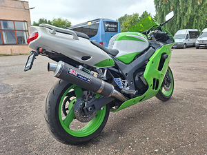 Kawasaki zx900B (4 фото из 5)