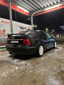 Volkswagen Bora V5 (1 фото из 12)