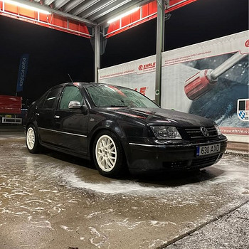 Volkswagen Bora V5
