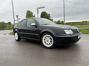 Volkswagen Bora V5 (3 фото из 12)