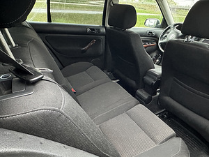 Volkswagen Bora V5 (9 фото из 12)