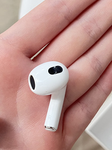Apple AirPods 3 (оригинал), хорошее состояние (5 фото из 8)