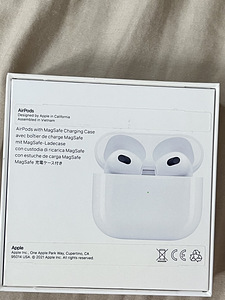 Apple AirPods 3 (оригинал), хорошее состояние (8 фото из 8)