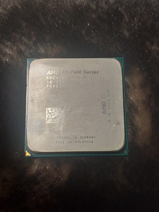 Процессоры INTEL и AMD (2 фото из 5)