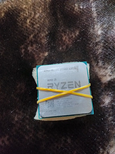 Процессоры INTEL и AMD (1 фото из 5)