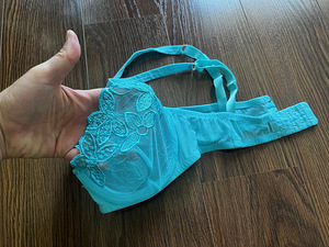 Rinnahoidjad 85C (9 foto / 10)