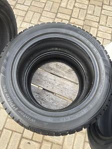 Зимние шины Hankook Winter i *Pike RS 185/55 R15 86T (1 фото из 8)