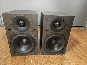 Полочные Hi‑Fi колонки Audio Pro Evo 10 (2 фото из 8)