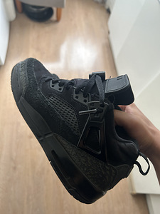 Jordan Spizike Low (1 foto / 5)