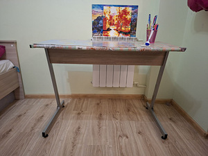 Kirjutuslaud (2 foto / 3)