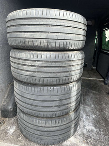 Suverehvid Pirelli P Zero, 4 tK; R22 (1 foto / 7)