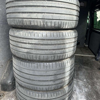 Летние шины Pirelli P Zero, 4 шт.; R22
