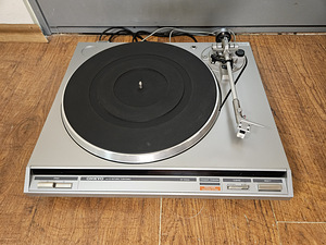 Onkyo CP-1022A HiFi виниловый проигрыватель (1 фото из 3)