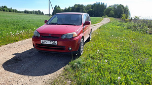 Honda HR-V (2 foto / 3)
