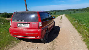 Honda HR-V (3 foto / 3)