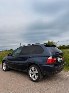 BMW X5 E53 V8 INDIVIDUAL (4 фото из 13)