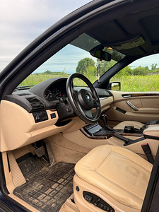 BMW X5 E53 V8 INDIVIDUAL (7 фото из 13)