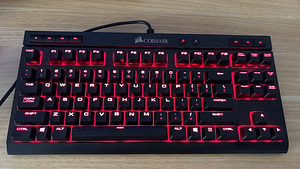 Klaviatuur Corsair K63 Cherry, mängurile (1 foto / 1)