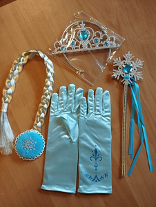 Uus Frozen Elsa komplekt (1 foto / 3)