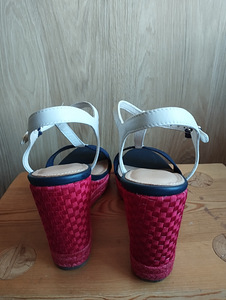 Tommy Hilfiger kingad 39 (3 фото из 3)