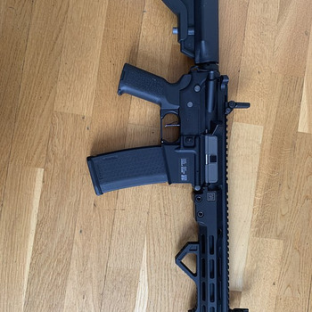 Airsofti komplekt. Specna Arms SA-E23 EDGE