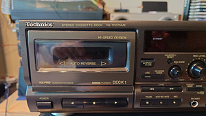 Technics — кассетная дека RS-TR575Mark2. (5 фото из 9)