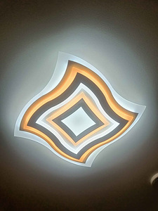 Потолочный светильник с пультом DOMOLETTI Led (4 фото из 4)
