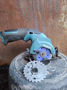 Makita (2 фото из 2)