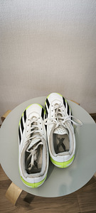 Бутсы adidas 37размер (2 фото из 3)