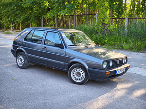 Volkswagen Golf 2 1990 a. (1 foto / 8)