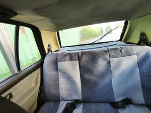 Volkswagen Golf 2 1990 a. (8 foto / 8)