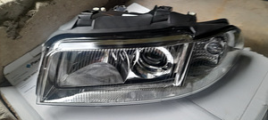 Фара Audi A4 (1 фото из 1)