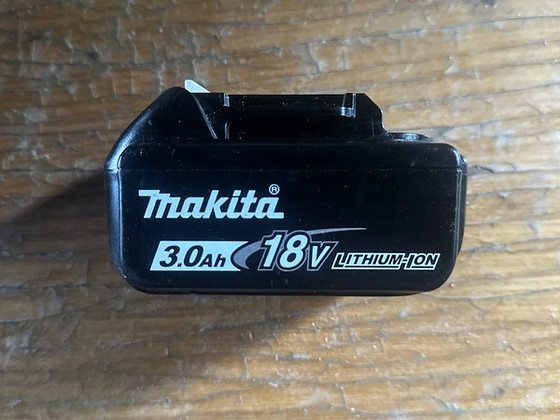 Аккумулятор Makita 3.0Ah