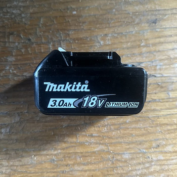 Аккумулятор Makita 3.0Ah