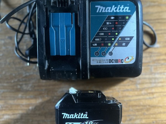Makita laadija+aku